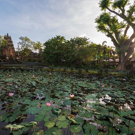 Hotel Puri Saraswati Dijiwa Ubud Esterno foto