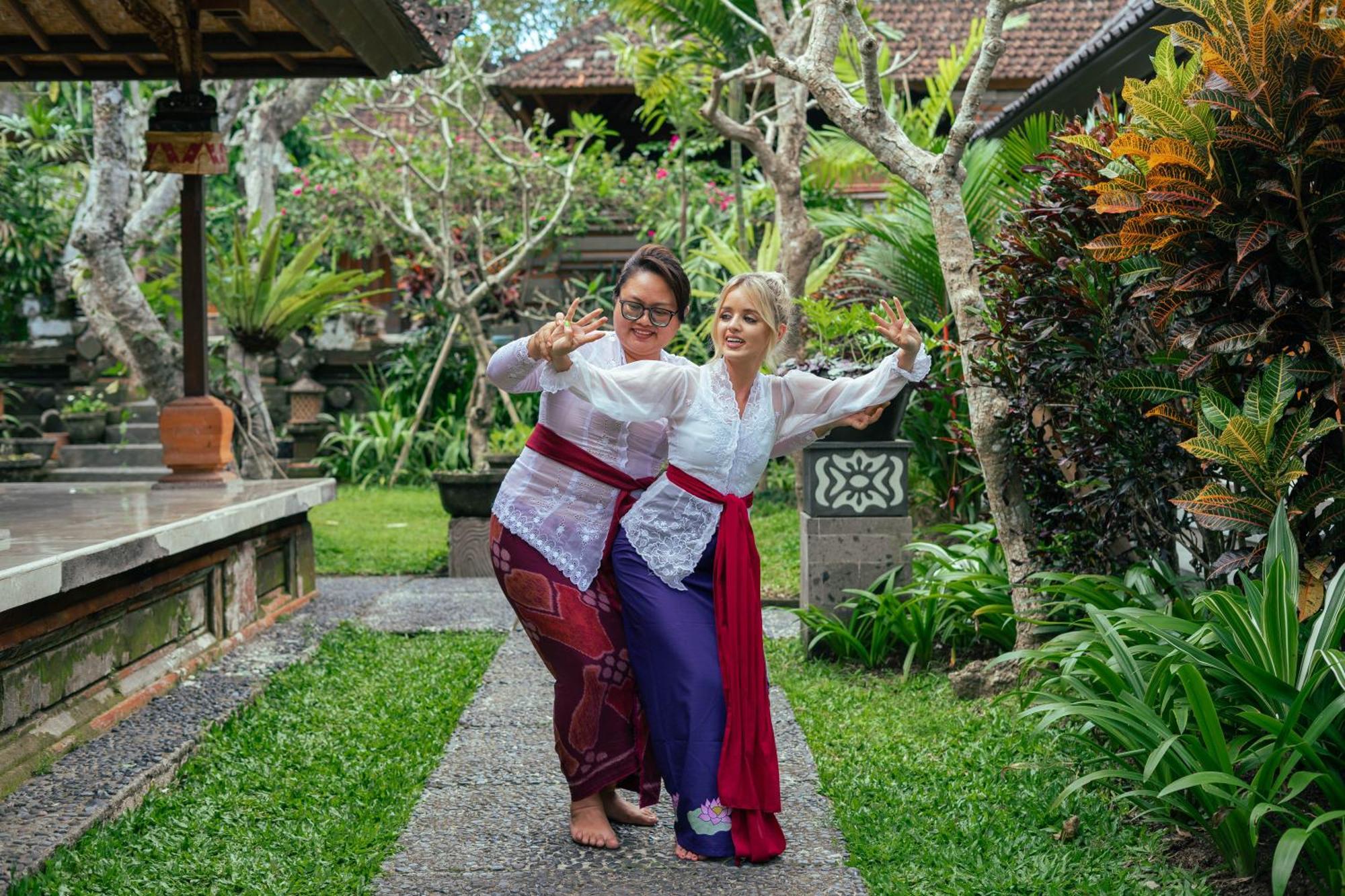 Hotel Puri Saraswati Dijiwa Ubud Esterno foto