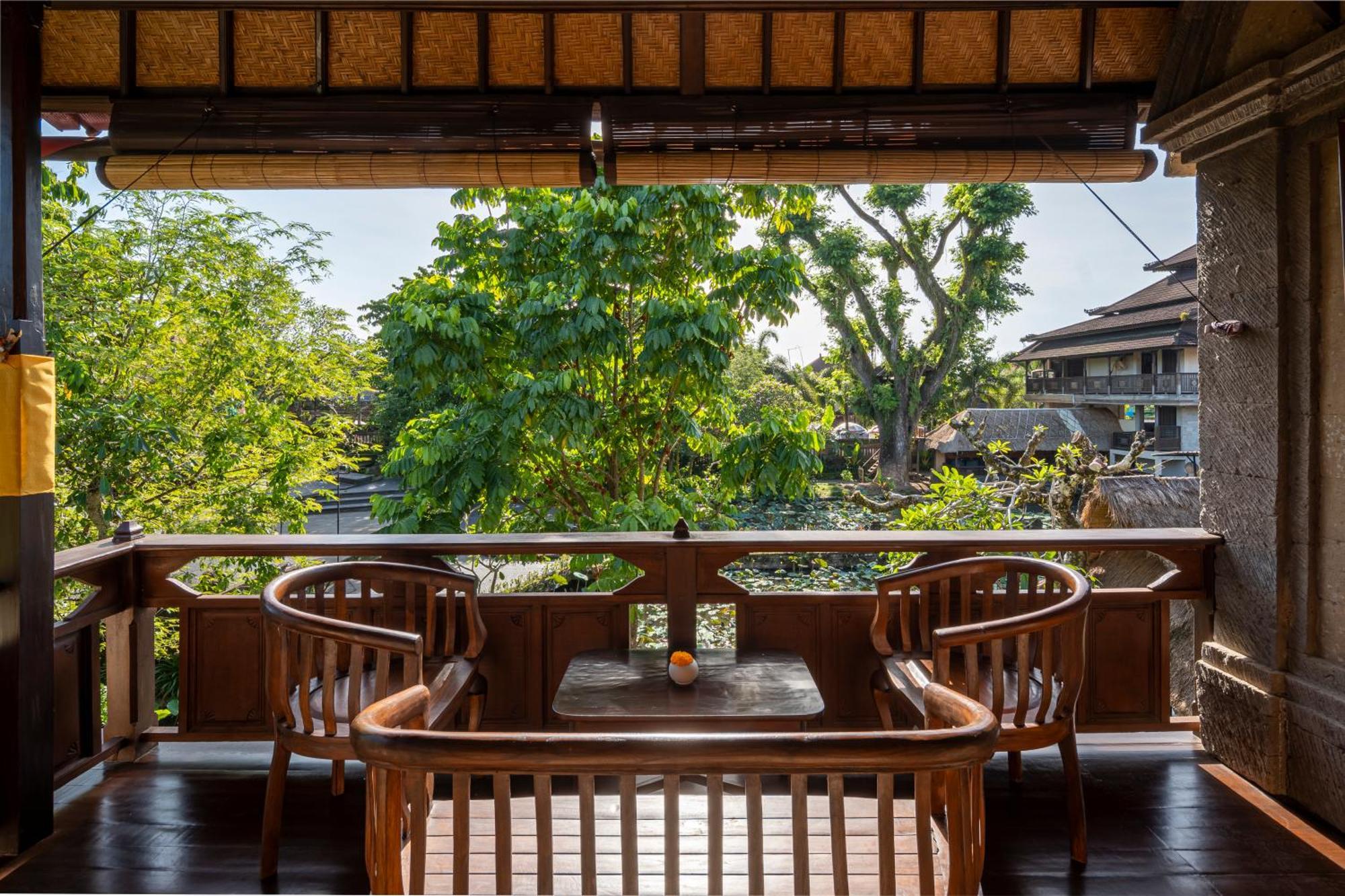 Hotel Puri Saraswati Dijiwa Ubud Esterno foto